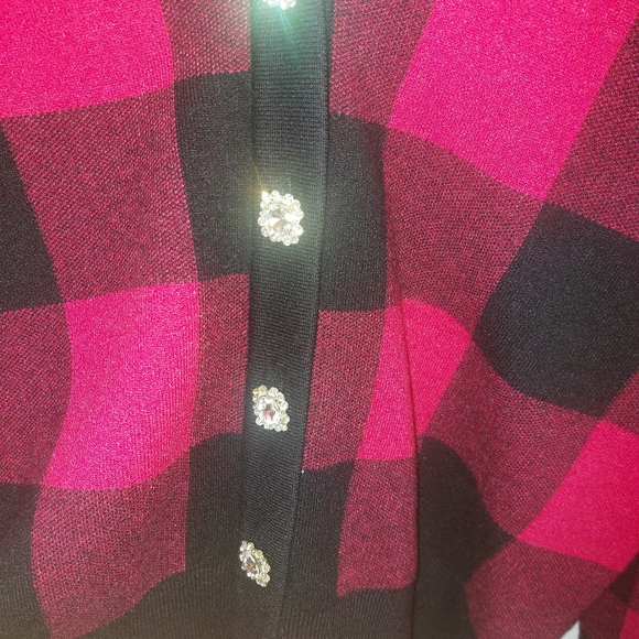 Plaid Sweater - Picture 3 of 3